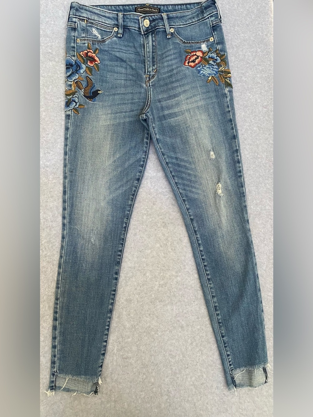 Abercrombie Fitch Jeans Womens 27 Blue Floral Embroidery Distressed Skinny Raw